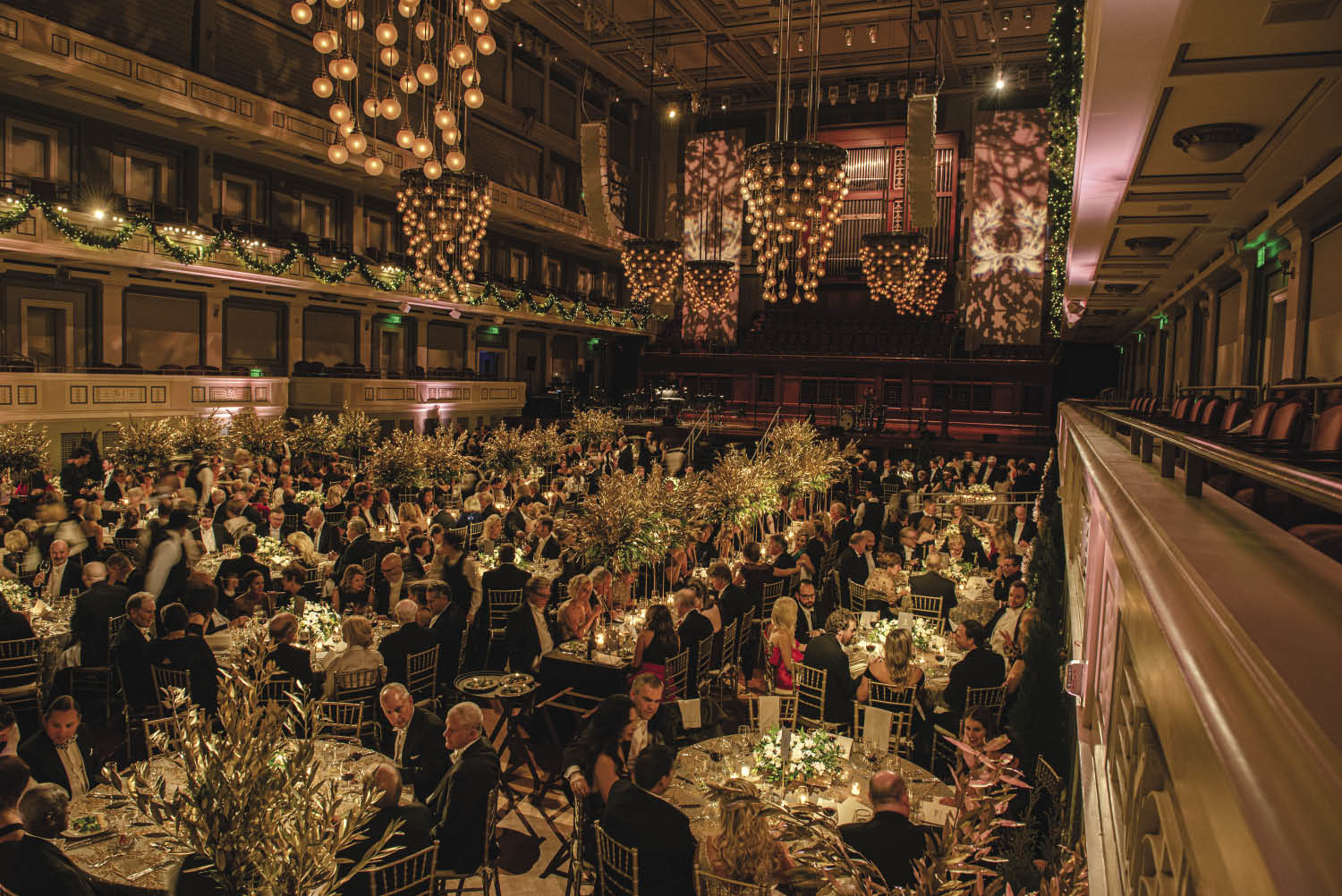 Best Parties 2019: Readers' and Writers' Choice